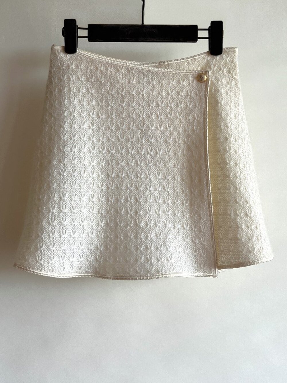 Ritmo di Perla by LA PERLA Cream White Short Wrap Skirt, Italian Size 42 (US 6)